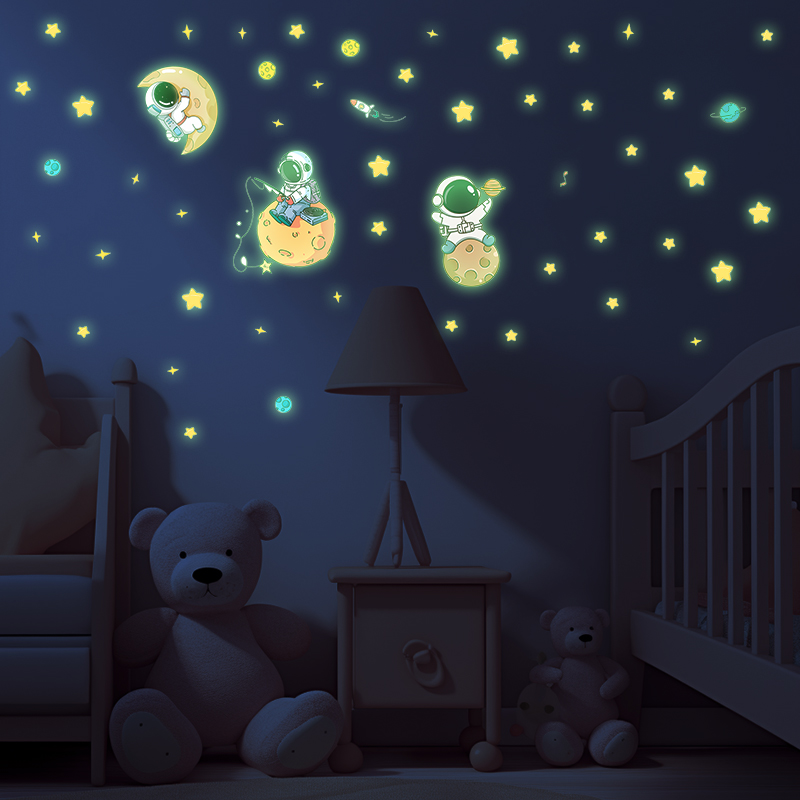 Naklejki z motywem świecąca na – Glow In Dark Stars recenzja i cena
