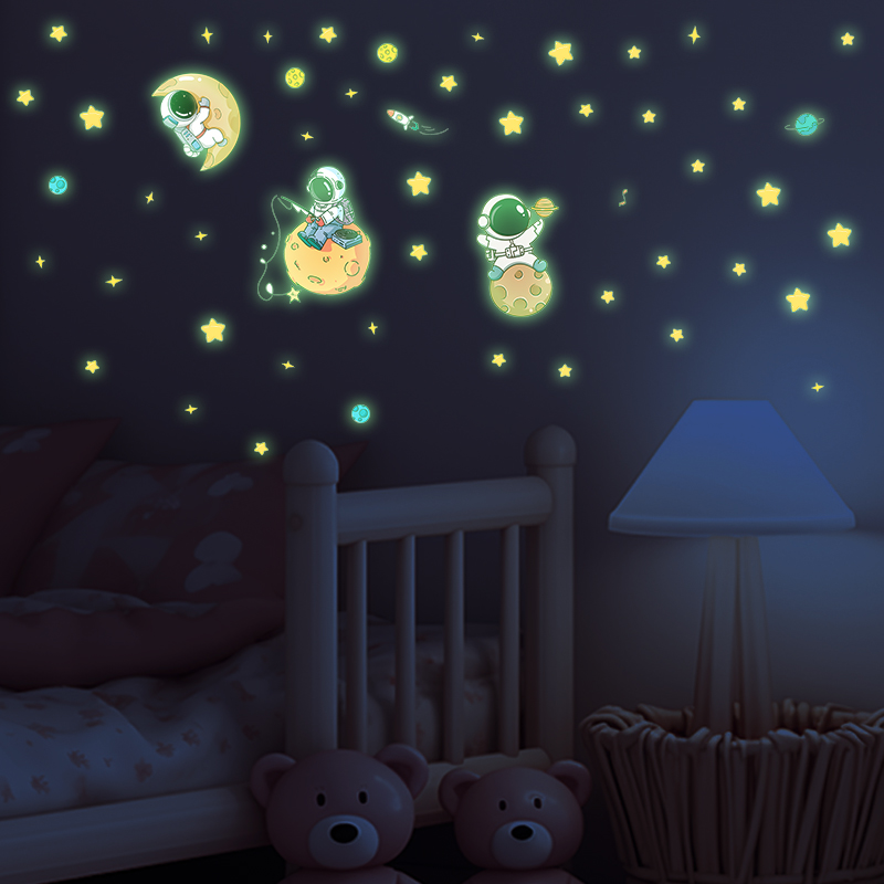 Naklejki z motywem świecąca na – Glow In Dark Stars recenzja i cena