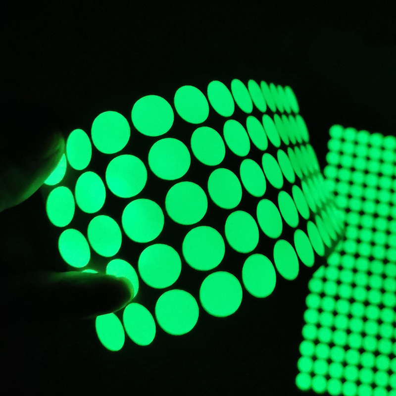 1 arkusz 3D świecące naklejki  – Glow In Dark Stars recenzja i cena